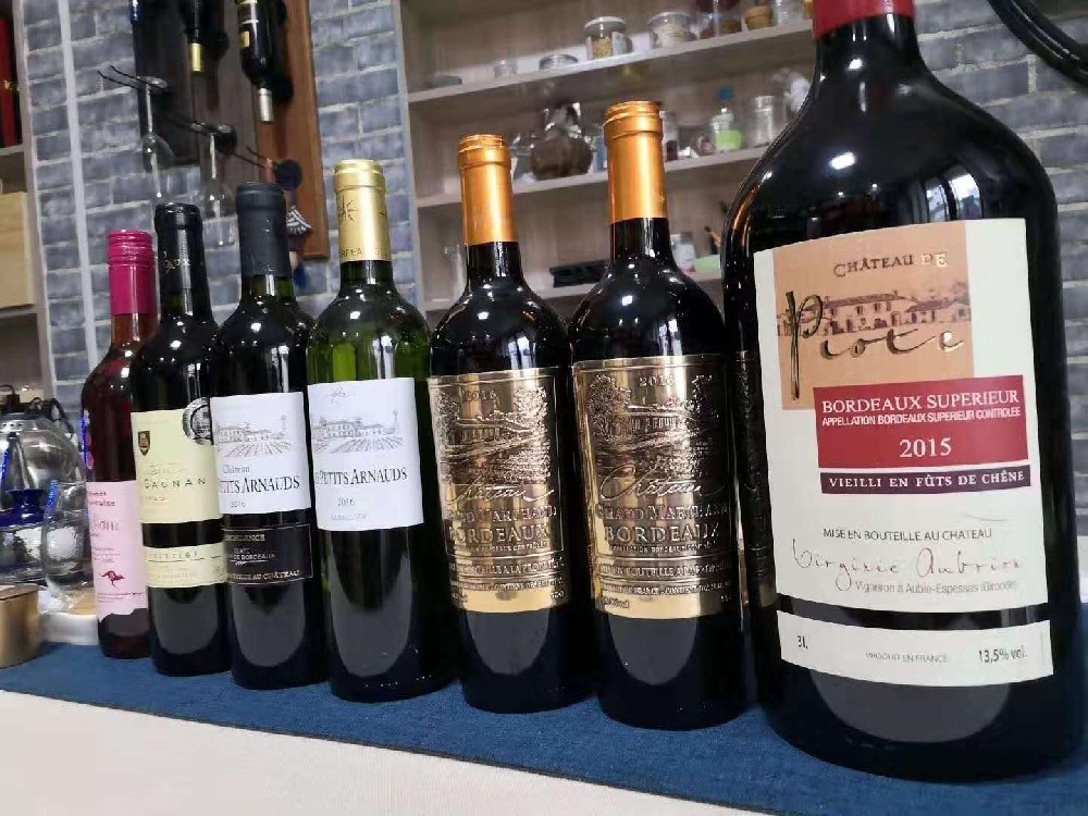 开个小型中端葡萄酒专卖店毛利润怎么样?